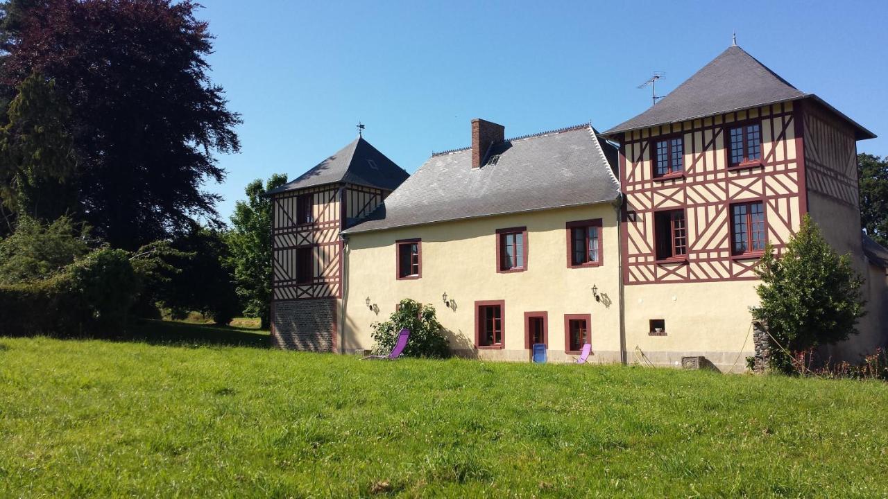 Le Manoir Des Arts Bed & Breakfast Saint-Samson-de-Bonfosse Exterior photo